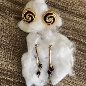 2 pairs of vintage earrings